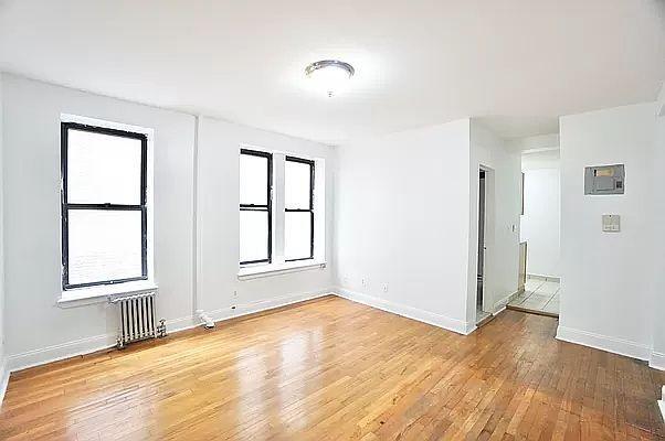 Foto del edificio - 1 bedroom in BRONX NY 10471