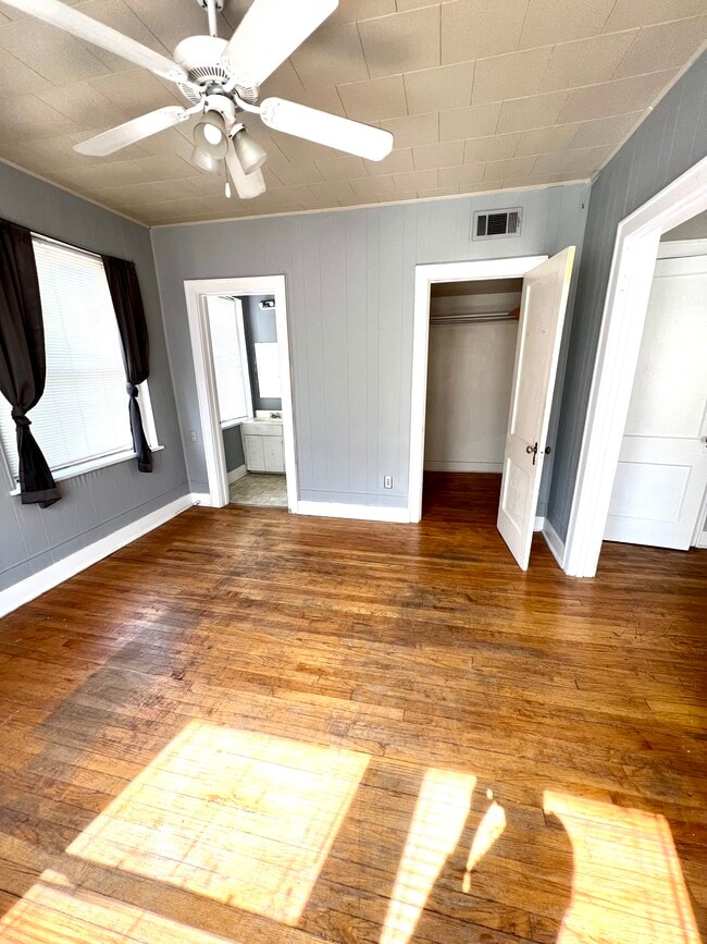 Building Photo - White Street Apartments on Campus Corner