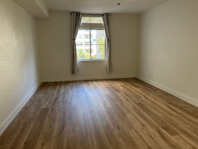 Foto del edificio - 535 Pierce St