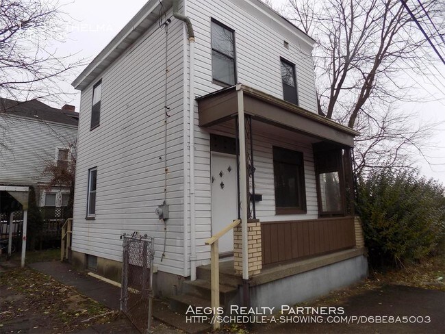 Building Photo - 1235 Thelma St