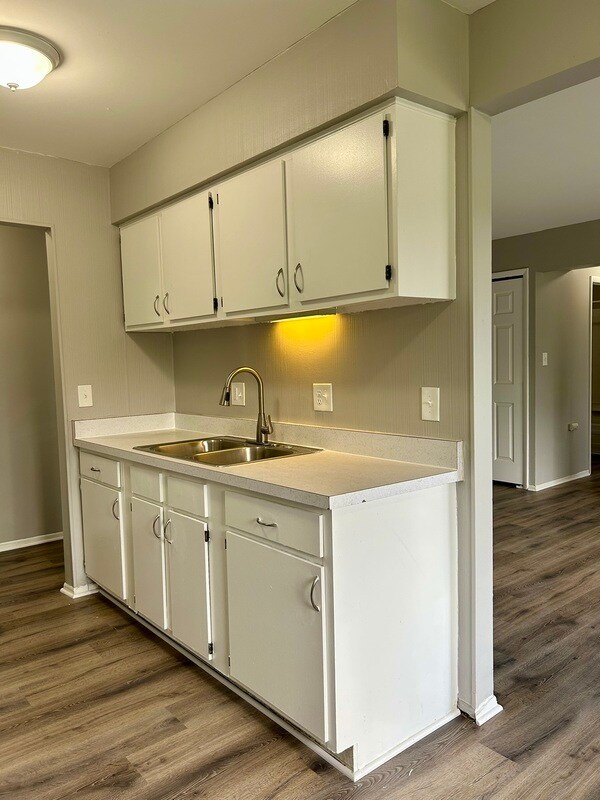 Foto del edificio - 36777 Sibley Rd