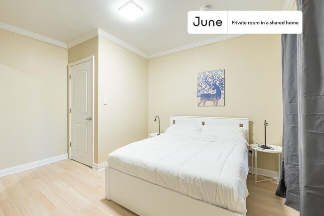 Foto del edificio - Room in Shared 3 bed/1 bath home