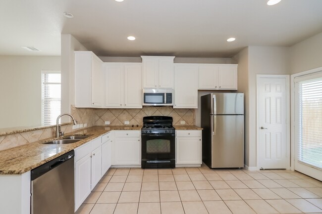 Building Photo - 1650 Bonnyton Ln