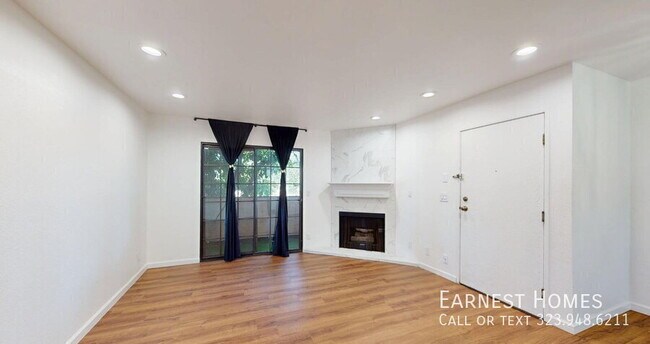 Building Photo - 10220 De Soto Ave