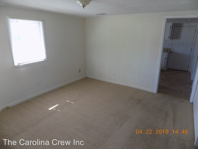 Building Photo - 2 br, 1 bath House - 1605 Lees Chapel