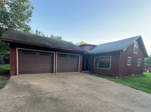 Building Photo - 8994 Old Military Rd