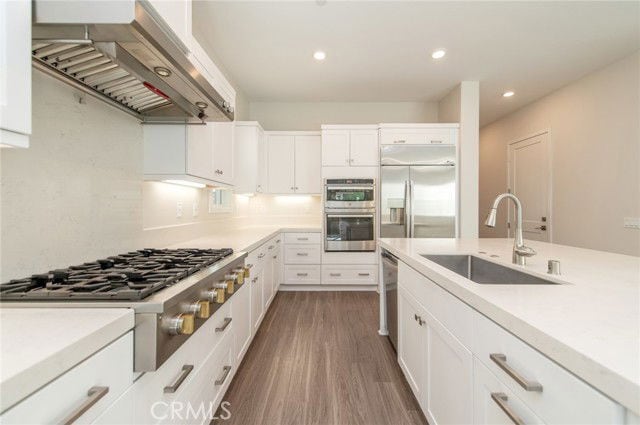 Building Photo - 631 Cardona