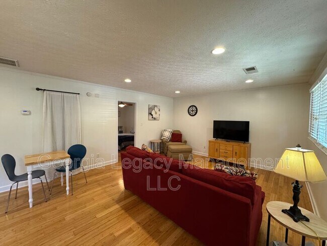 Photo - 191 Water Oak St House