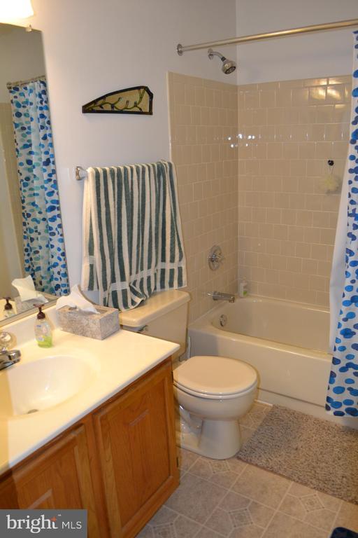 Foto del edificio - 9325 Steeple Ct