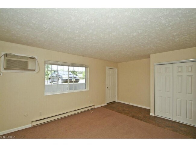 Building Photo - 508 E Buchtel