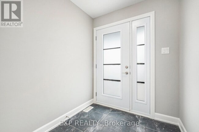 Building Photo - 1222 Montblanc Cres