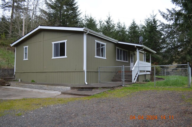 Building Photo - 18483 Swedetown Rd