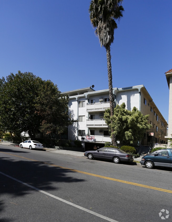 Building Photo - A&K Villa Apartments