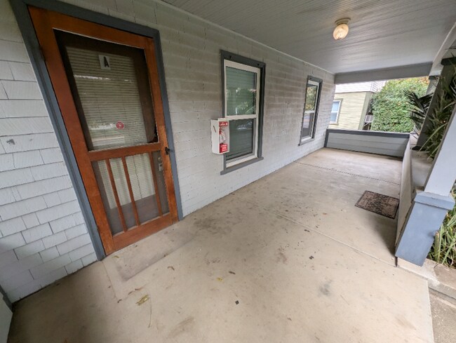 Foto del edificio - 208 W Sacramento Ave