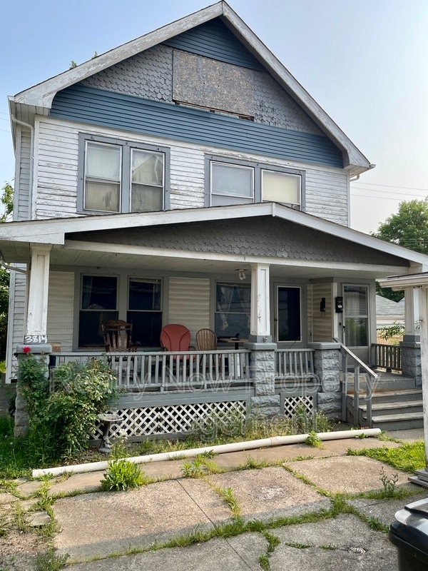 3814 Poe Ave, Cleveland, OH 44109 Condo for Rent in Cleveland, OH
