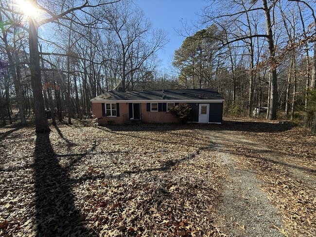 Foto del edificio - 727 Chalklevel Rd