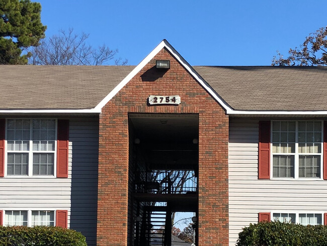 Building Photo - 2754 W Pershing Blvd