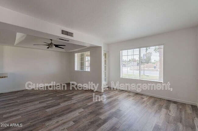 Building Photo - 2327 W Desiree Ln
