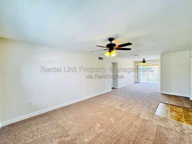 Foto del edificio - 12664 Kenwood Ln