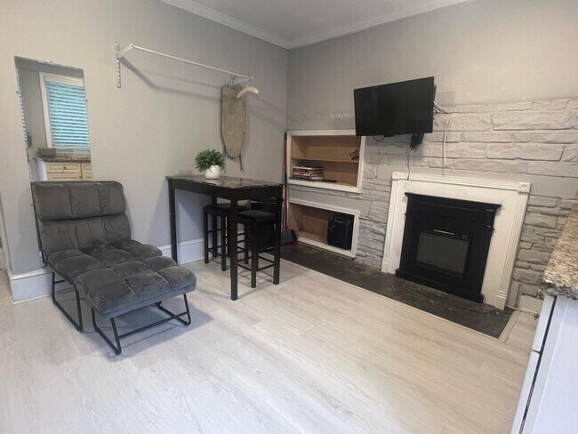 Foto del edificio - 1323 Briarcliff Rd NE