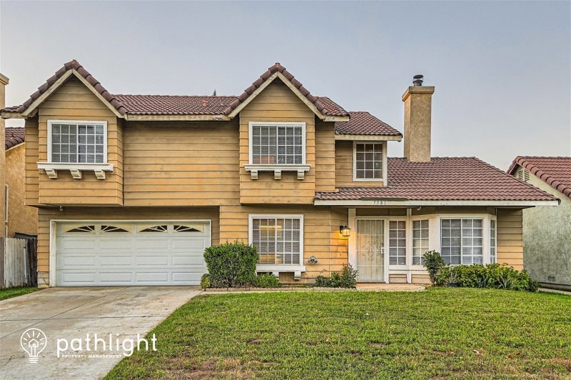 Primary Photo - 7581 Whitney Dr