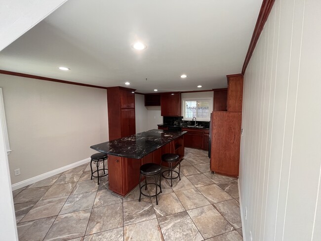 Building Photo - 8216 Glade Ave