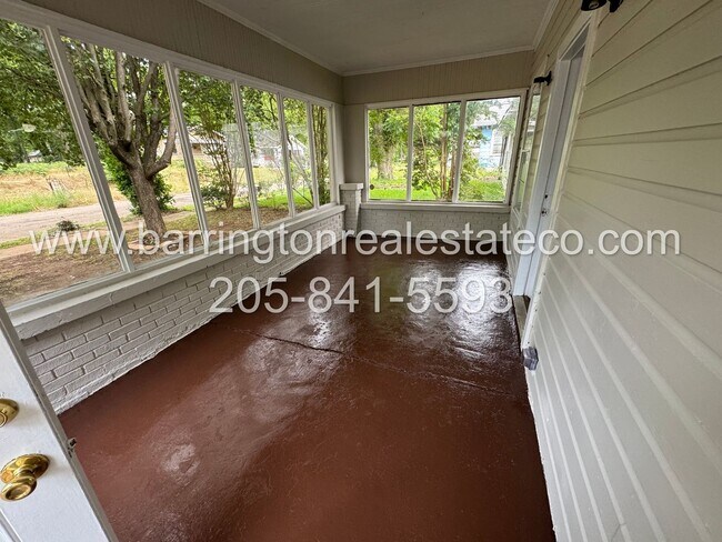 Building Photo - 4825 Avenue S