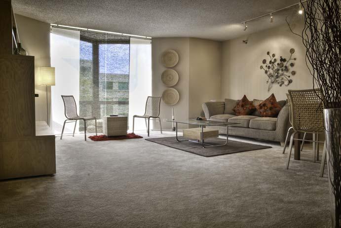Foto principal - 1126 N La Salle Dr