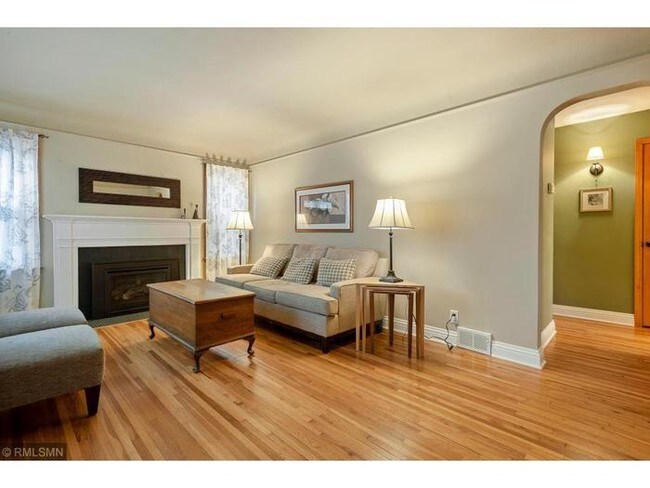Foto del edificio - Beautiful 3BR 2BA Turnkey home in Minneapolis