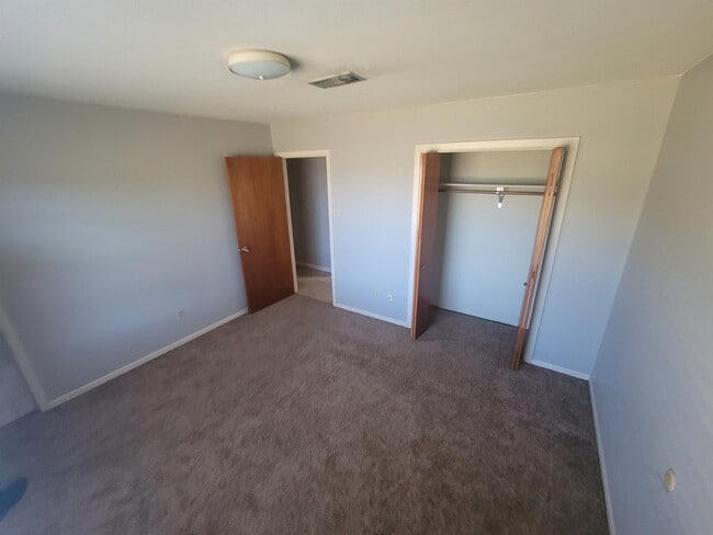 Foto del edificio - 6084 W Roundbunch Rd