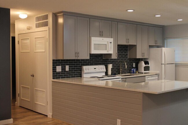Foto del edificio - 754 Kettering Rd