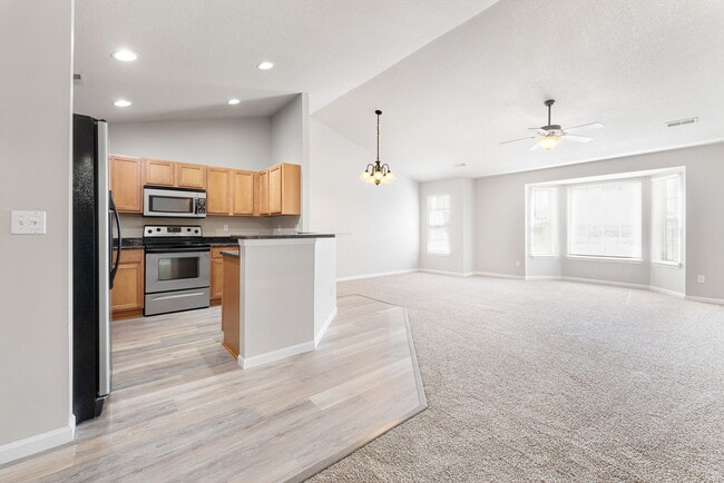 Building Photo - 202 Taddeo Dr