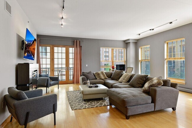 Foto del edificio - 408 N 1st Street 401
