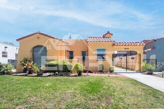 Building Photo - 8930 S Hobart Blvd