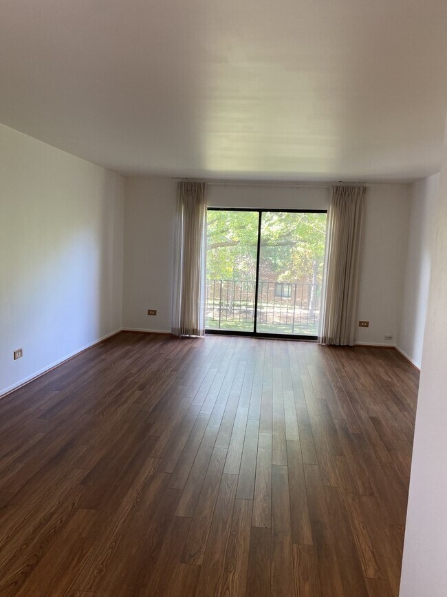Foto del edificio - 1026 Castilian Ct