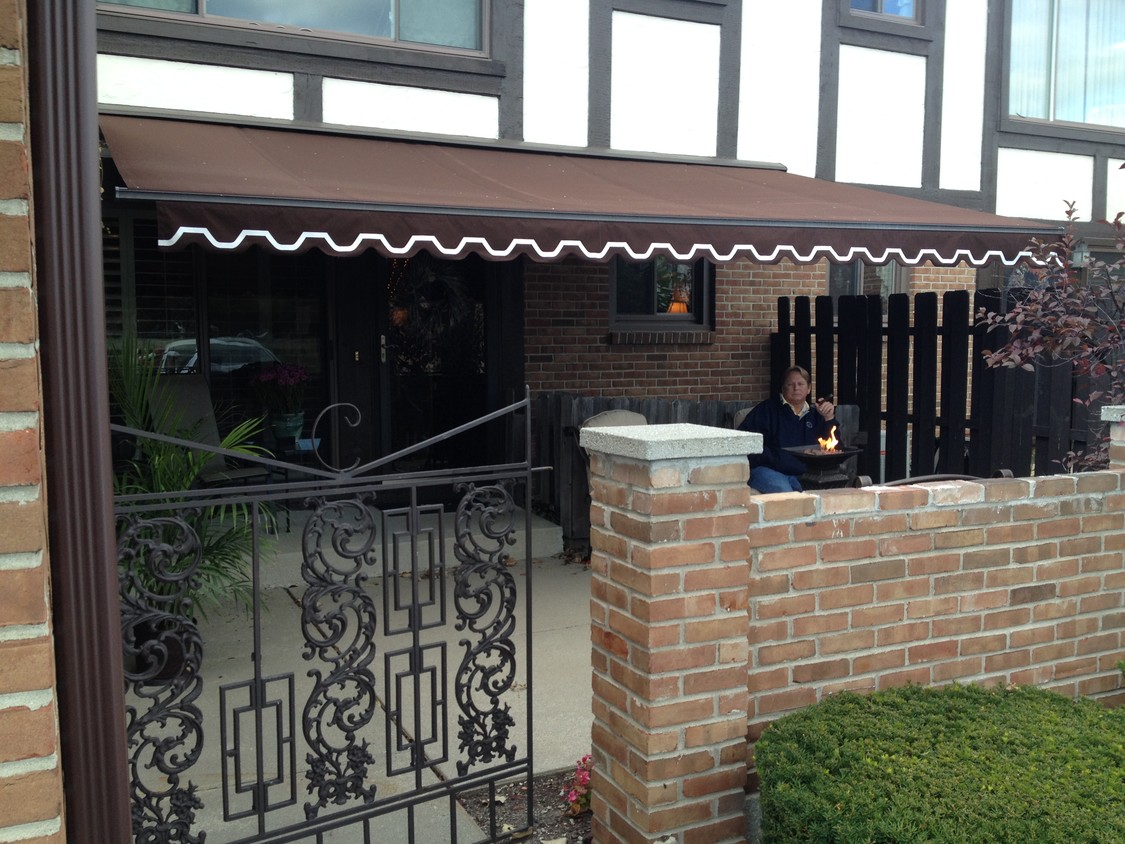 413 Country Club Dr, Saint Clair Shores, MI 48082 Condo for Rent in