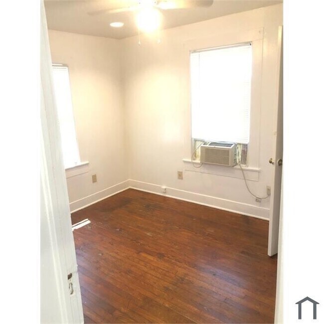 Foto del edificio - 1011 62nd St