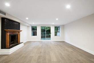 Building Photo - 414/416 East 84th Street