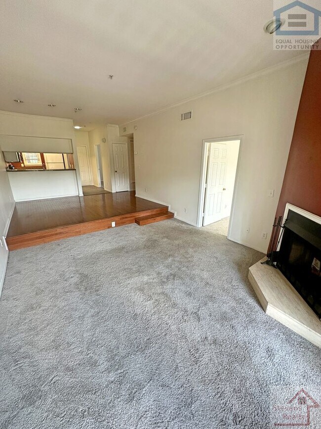 Foto del edificio - 123 W End Pl