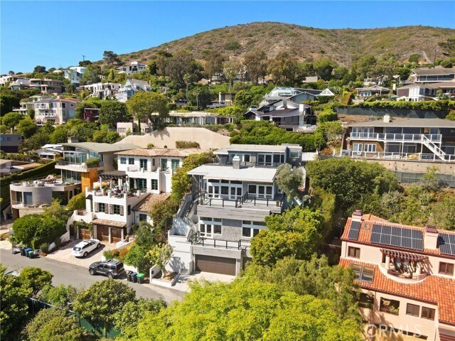 Foto del edificio - 1560 Sunset Ridge Dr