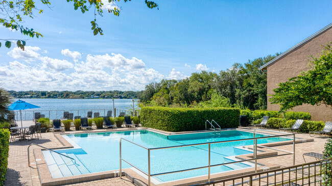 Piscina - Lakeshore At Altamonte Springs