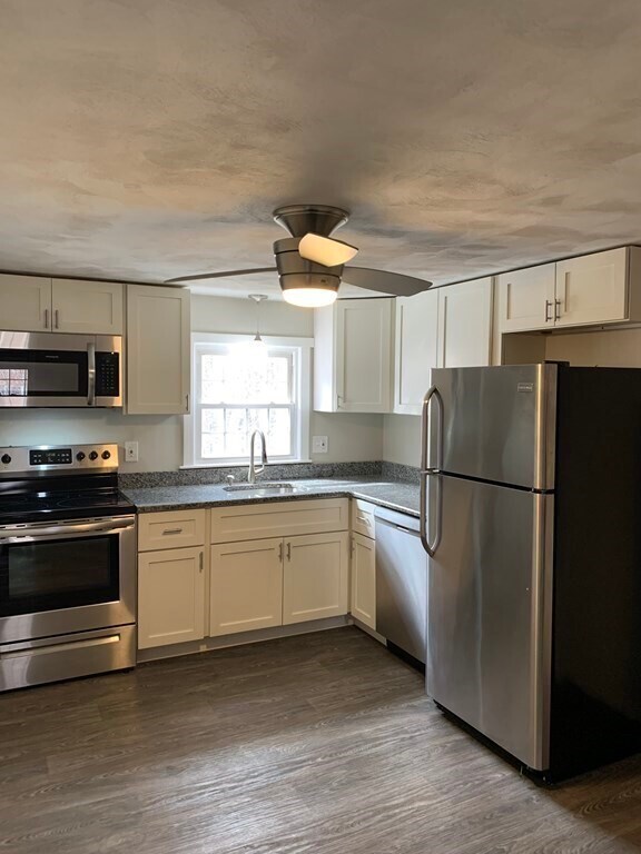 Foto principal - 115 Old Meetinghouse Rd