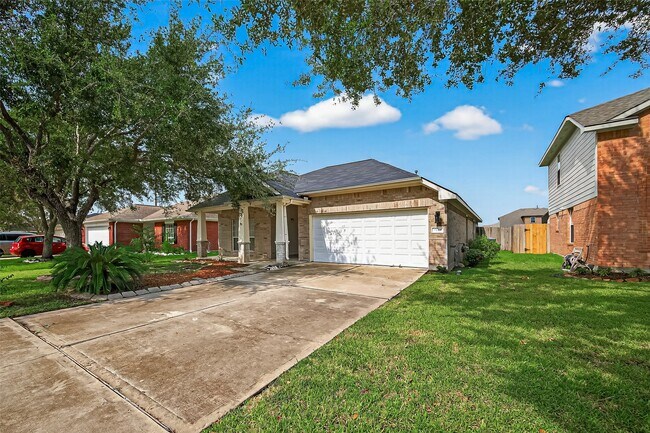 Foto del edificio - 7242 Autumn Bluff Ln