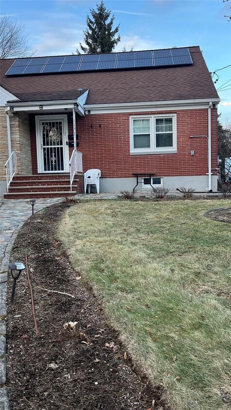 Primary Photo - 2 Wyman St