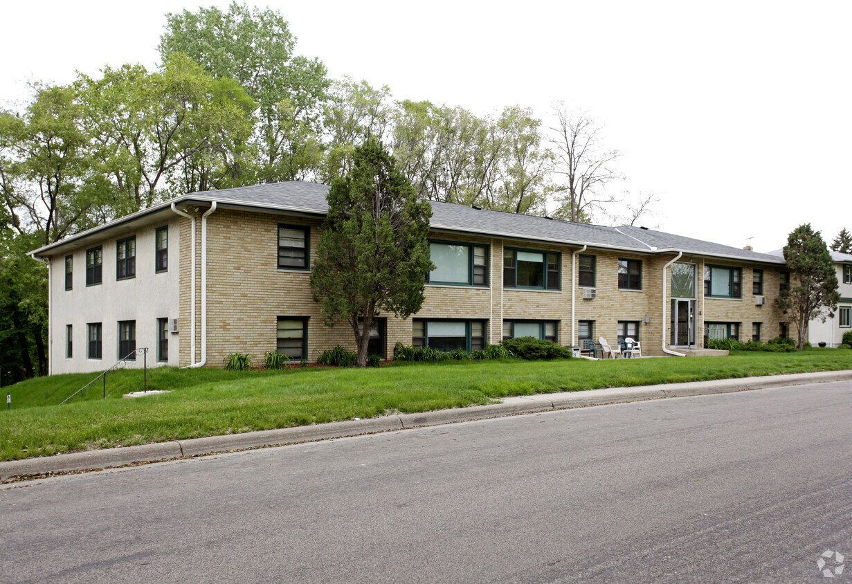Trinoja South Apartments Apartments in South Saint Paul, MN