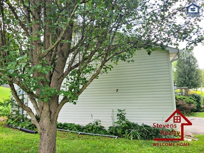 Building Photo - 2314 Lake Pointe Dr