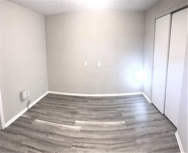 Foto del edificio - 1414 Reckeweg Rd