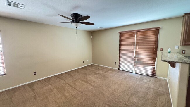 Building Photo - Wonderful Southwest 3 Bedroom Home