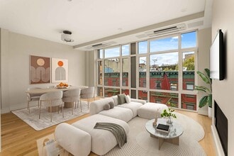 Building Photo - 242 Elizabeth St