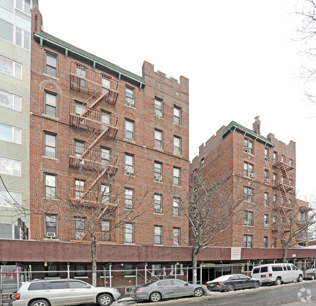 Building Photo - The Madison House